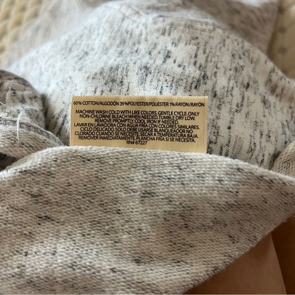 Bobbie Brooks Ladies Crewneck Long Sleeve Sweatshirt Light Gray Women’s Size XL - Picture 10 of 10